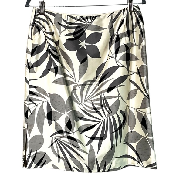 TALBOTS 100% Pure Silk Fully Lined Mini Pencil Skirt Side Zip Leaf Design Sz 10 - Picture 4 of 11